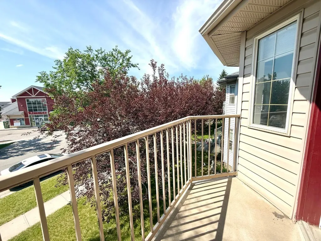 1616 High Country Drive NW High River AB T1V 1X7