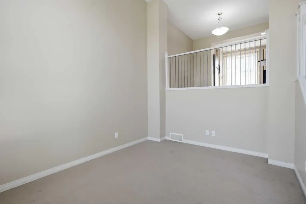 3032 New Brighton Gardens SE Calgary AB T2Z 0A5