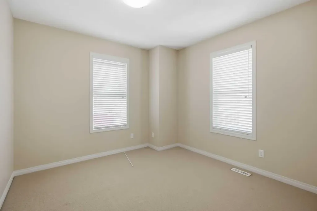 3032 New Brighton Gardens SE Calgary AB T2Z 0A5