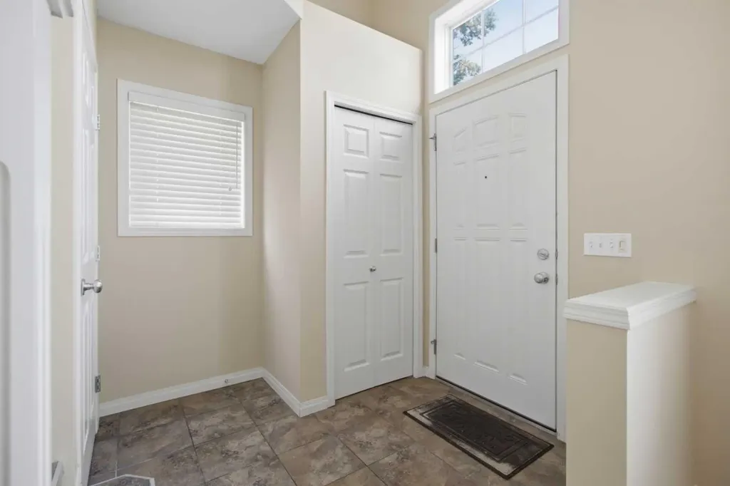 3032 New Brighton Gardens SE Calgary AB T2Z 0A5