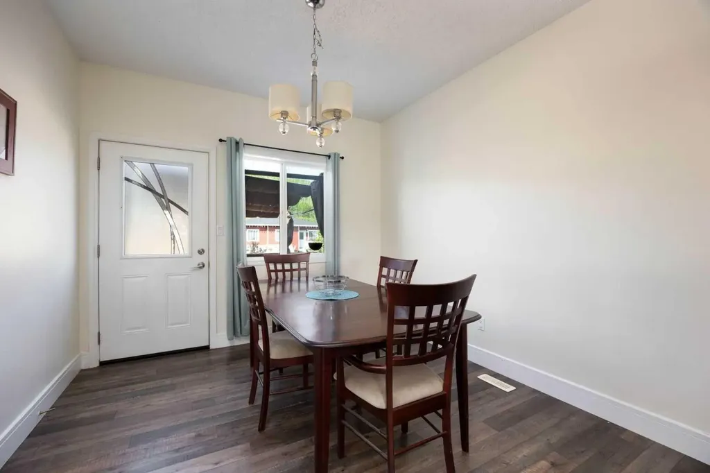 7109 Bulyea Avenue Fort Mcmurray AB T9H 5J6