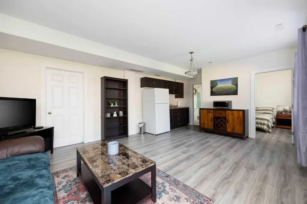 7109 Bulyea Avenue Fort Mcmurray AB T9H 5J6