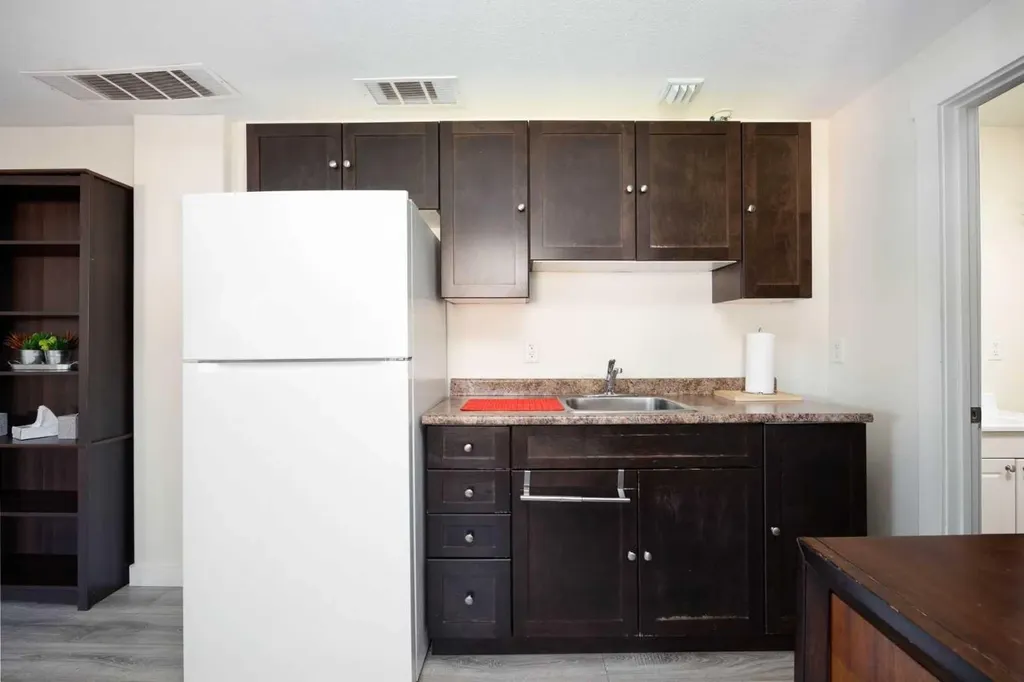 7109 Bulyea Avenue Fort Mcmurray AB T9H 5J6
