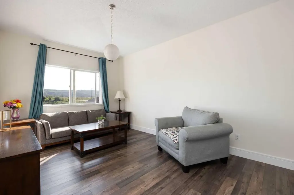 7109 Bulyea Avenue Fort Mcmurray AB T9H 5J6