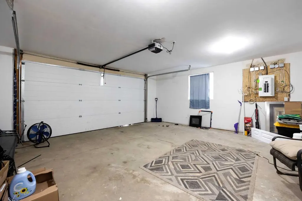 7109 Bulyea Avenue Fort Mcmurray AB T9H 5J6