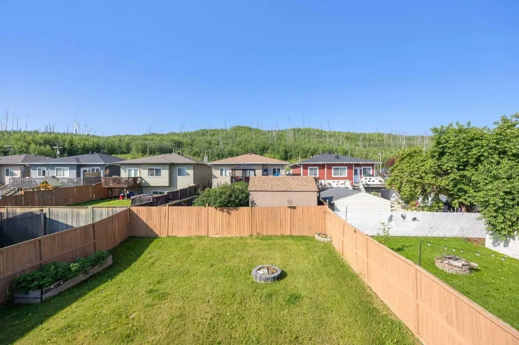 7109 Bulyea Avenue Fort Mcmurray AB T9H 5J6
