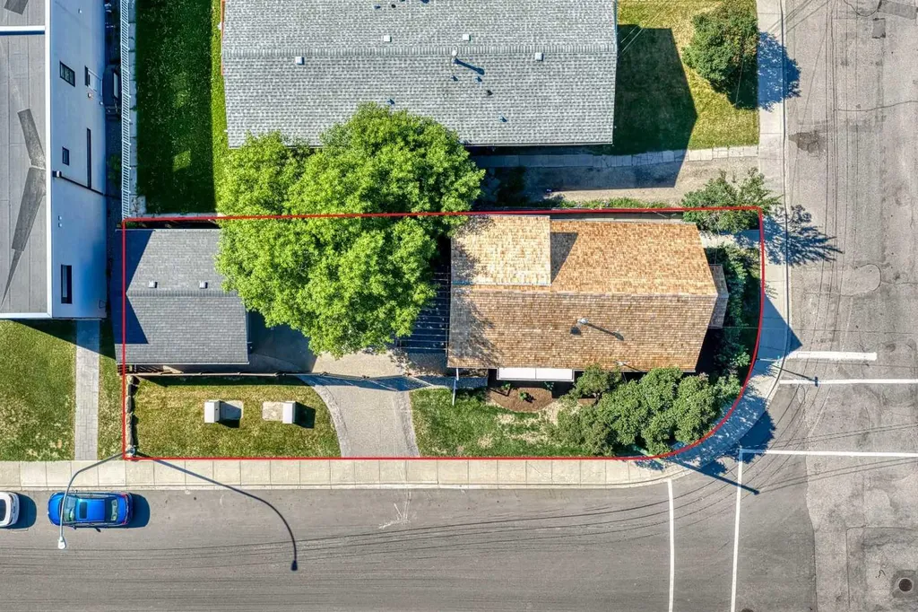 3222 1 Street NE Calgary AB T2E3C5