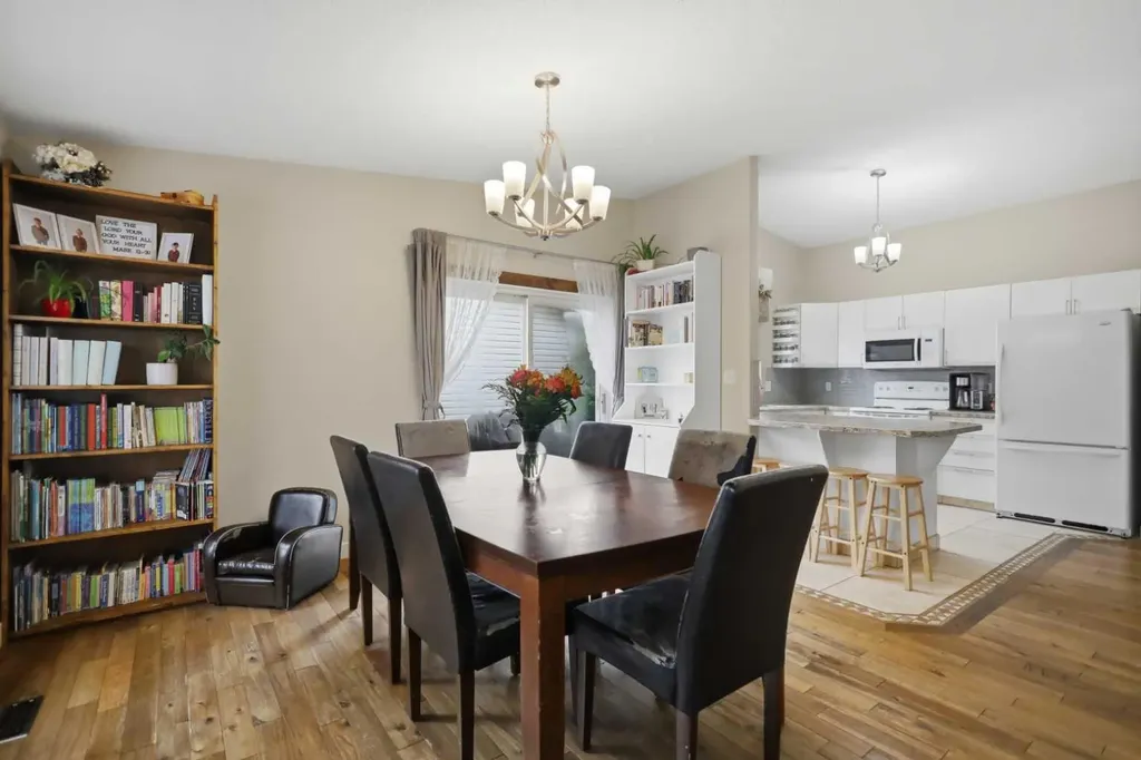 5418 46 Street Lacombe AB T4L 1H2