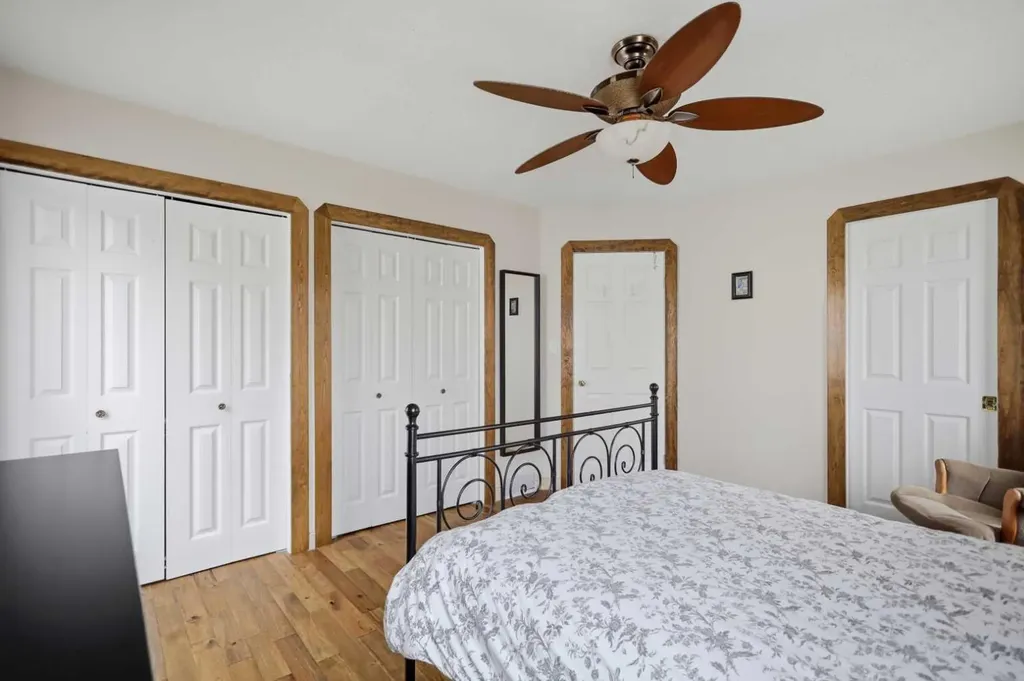 5418 46 Street Lacombe AB T4L 1H2