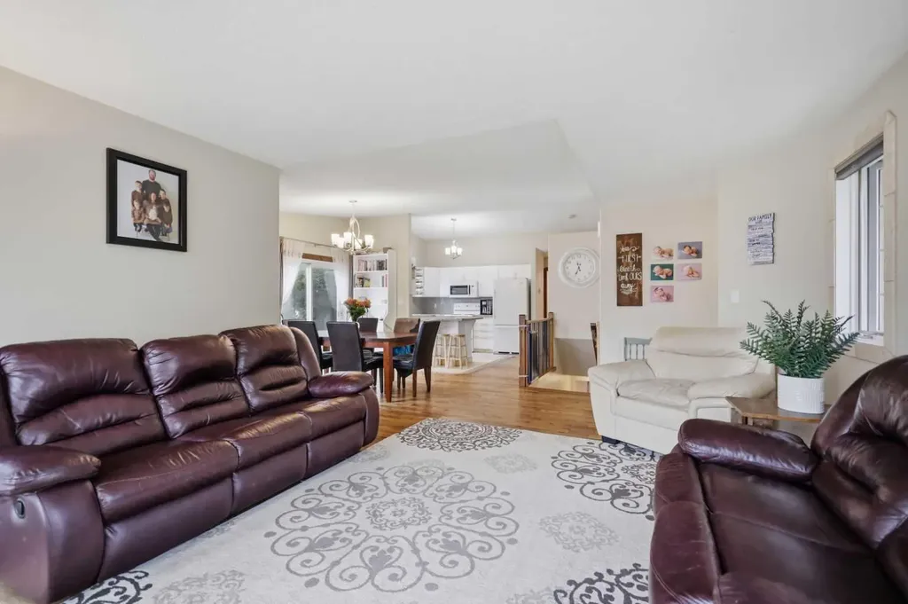 5418 46 Street Lacombe AB T4L 1H2