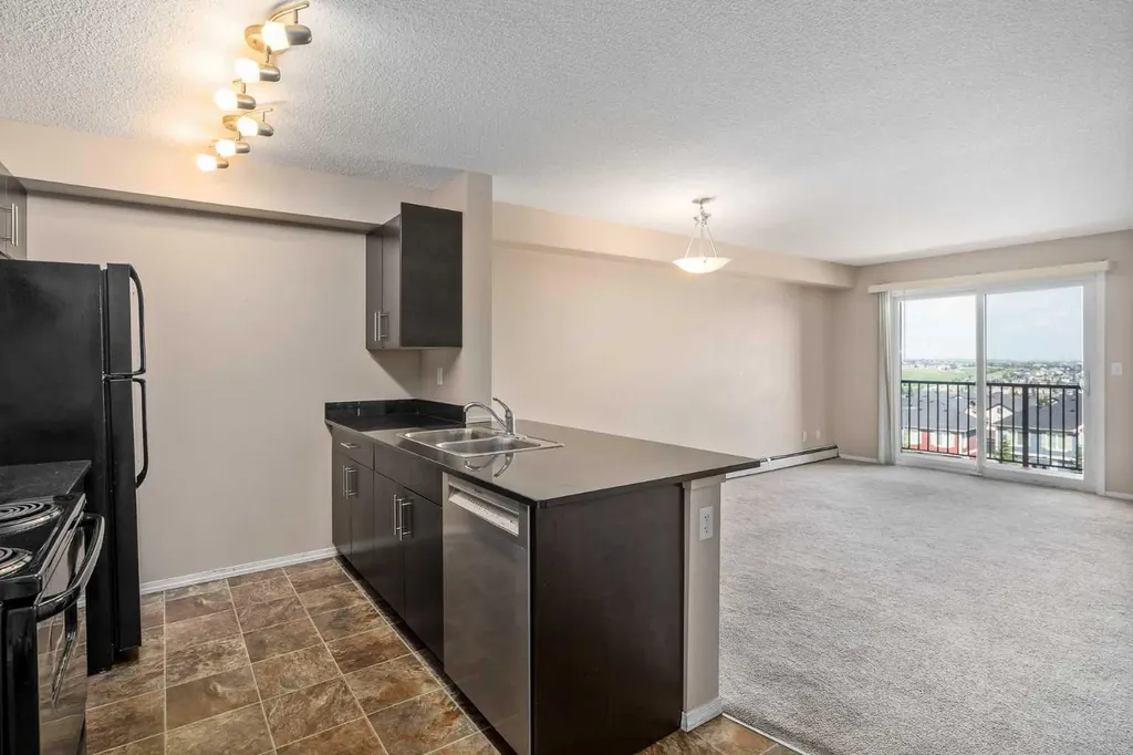 195 Kincora Glen Road NW Calgary AB T3R 0S3