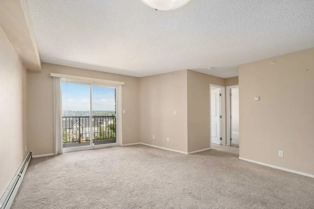 195 Kincora Glen Road NW Calgary AB T3R 0S3