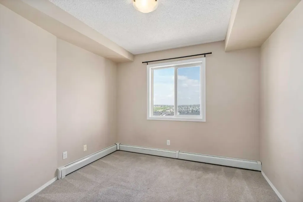 195 Kincora Glen Road NW Calgary AB L1C 3X7
