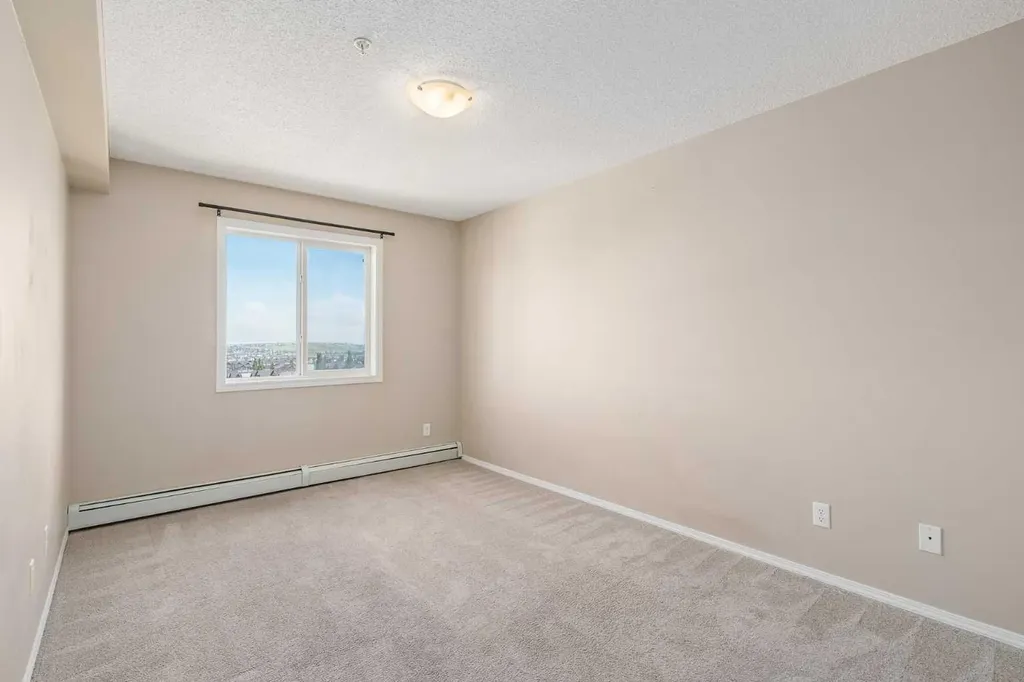 195 Kincora Glen Road NW Calgary AB L1C 3X7