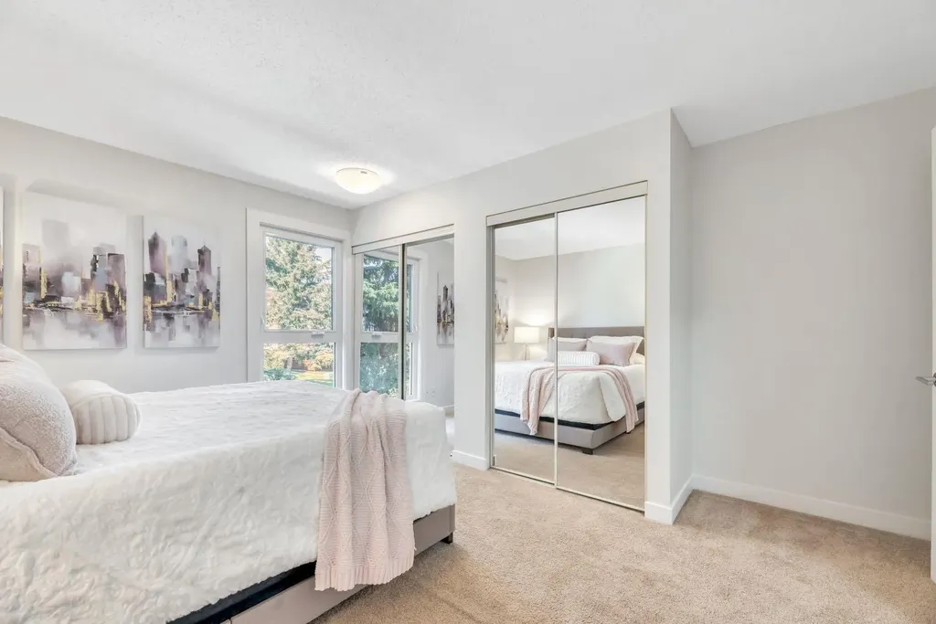 13104 Elbow Drive SW Calgary AB T2W 2P2