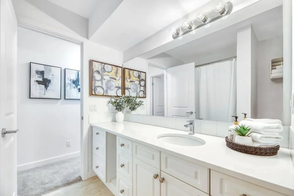 13104 Elbow Drive SW Calgary AB T2W 2P2