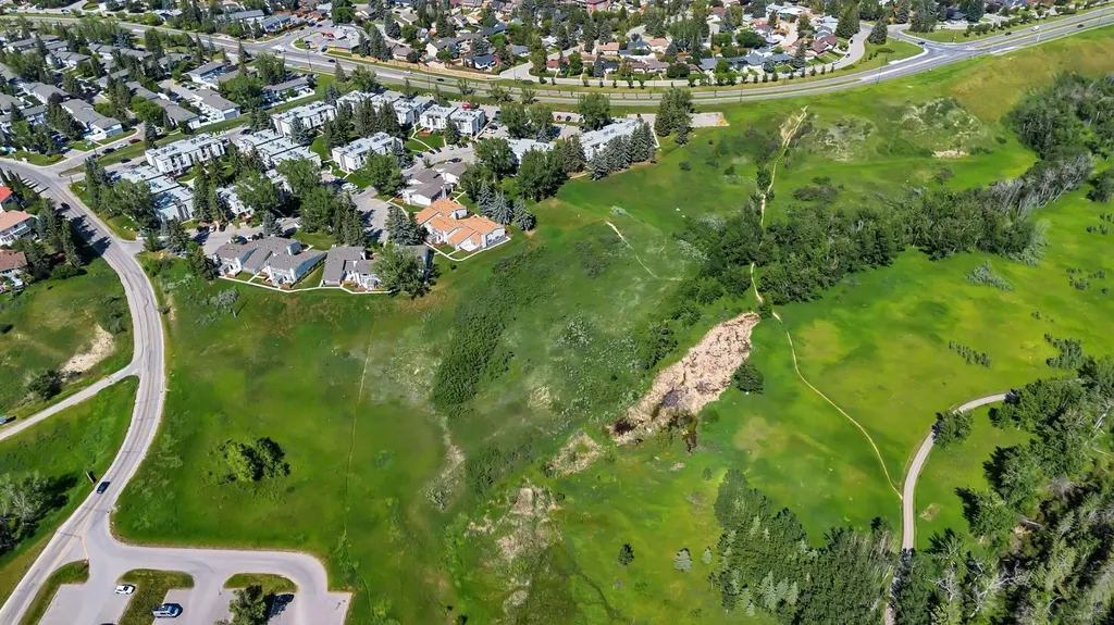 13104 Elbow Drive SW Calgary AB T2W 2P2
