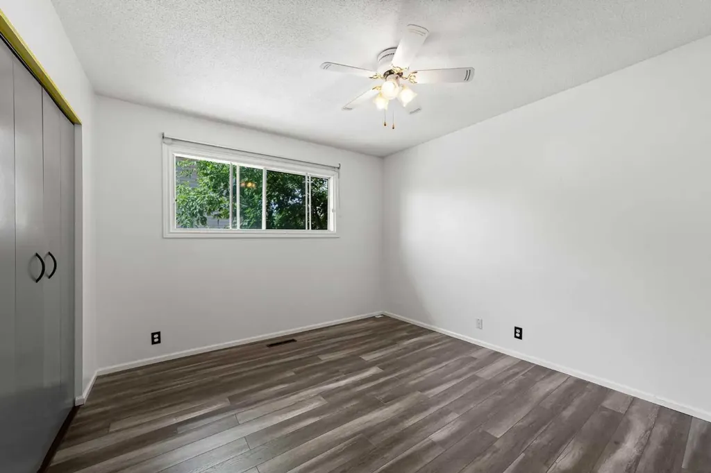 4814 49 Avenue Forestburg AB T0B 1N0