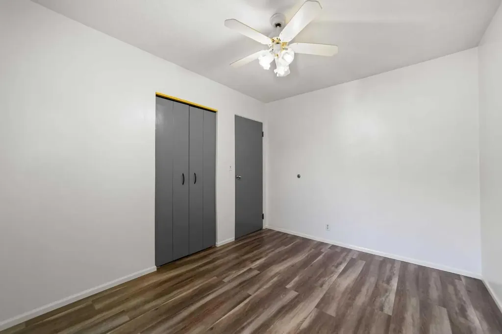 4814 49 Avenue Forestburg AB T0B 1N0