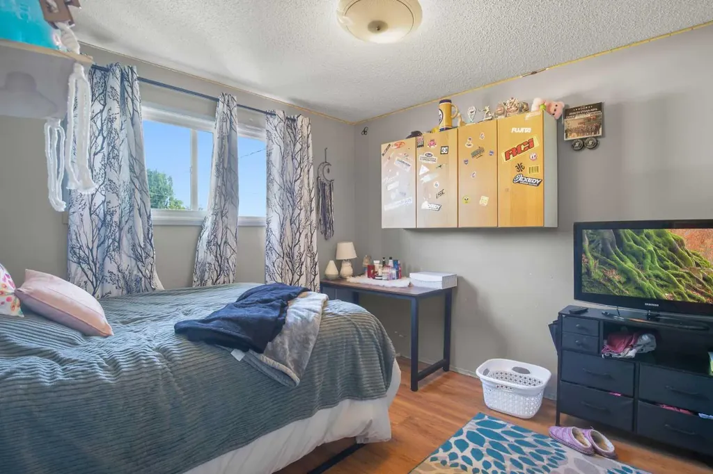 5110 Westwood Drive Blackfalds AB T0M 0J0