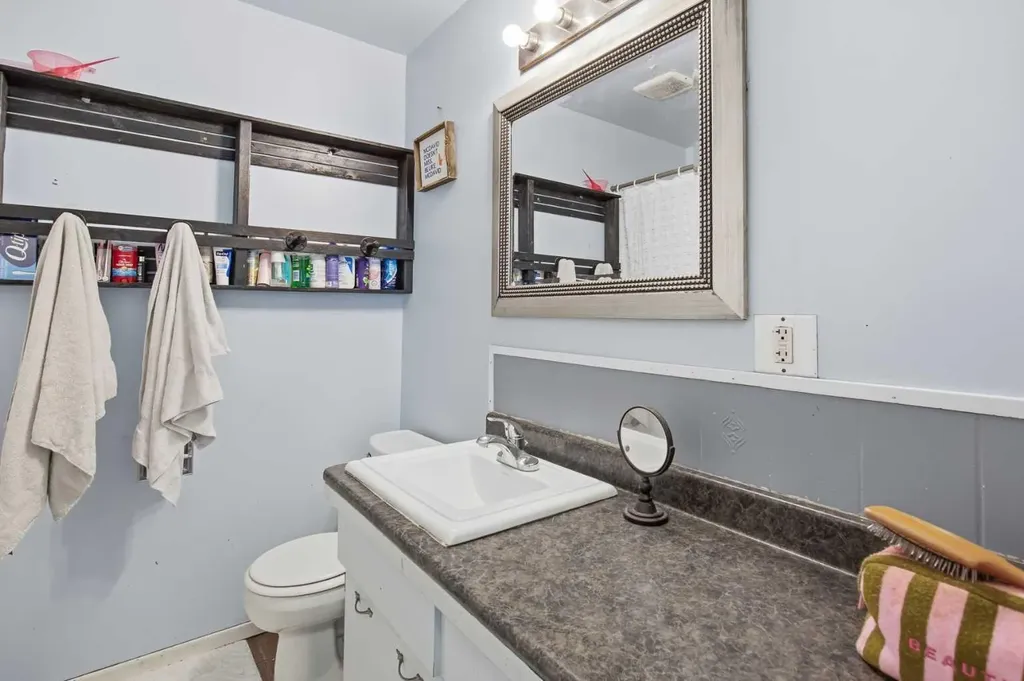5110 Westwood Drive Blackfalds AB T0M 0J0