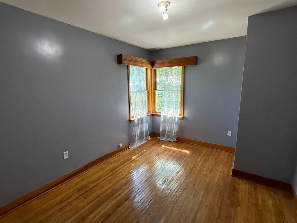 5221 51 Avenue Vermilion AB T9X 1V1