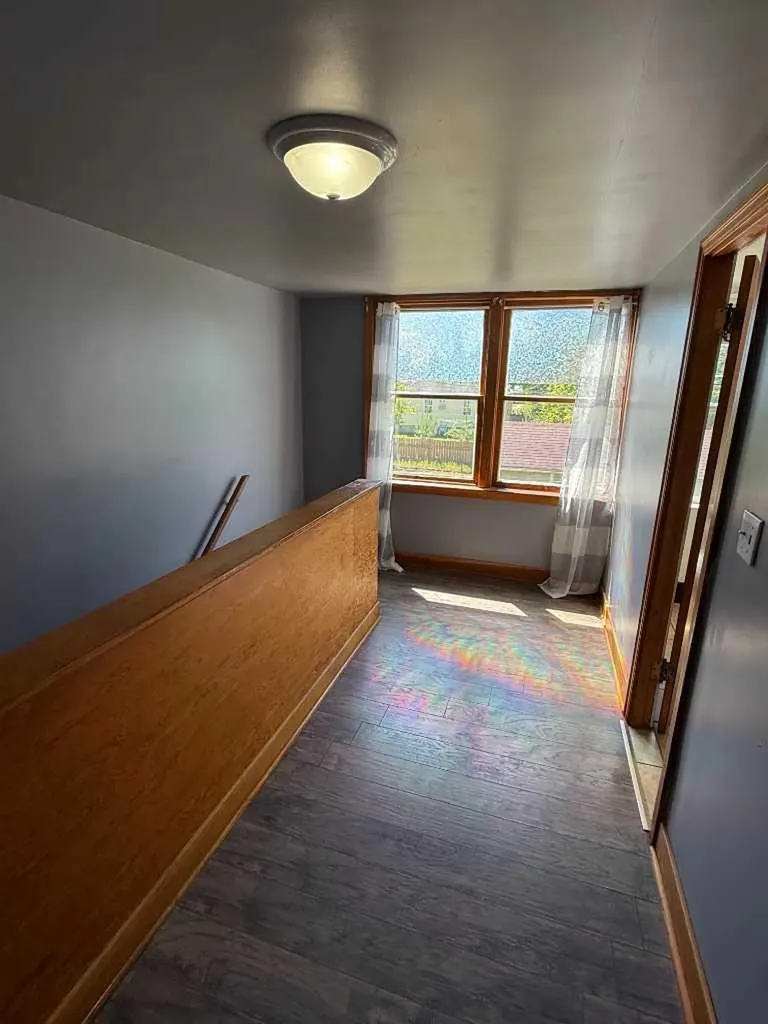 5221 51 Avenue Vermilion AB T9X 1V1