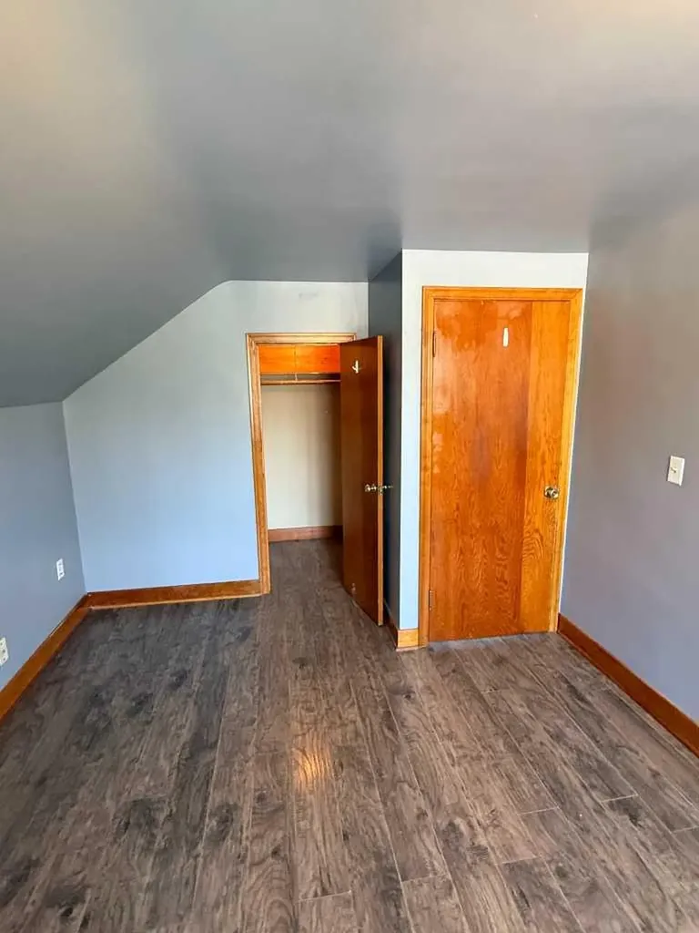 5221 51 Avenue Vermilion AB T9X 1V1