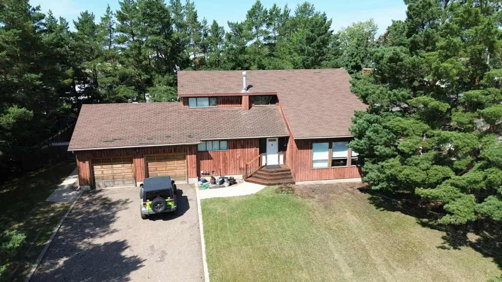 5216 47 Street Consort AB T0C 1B0