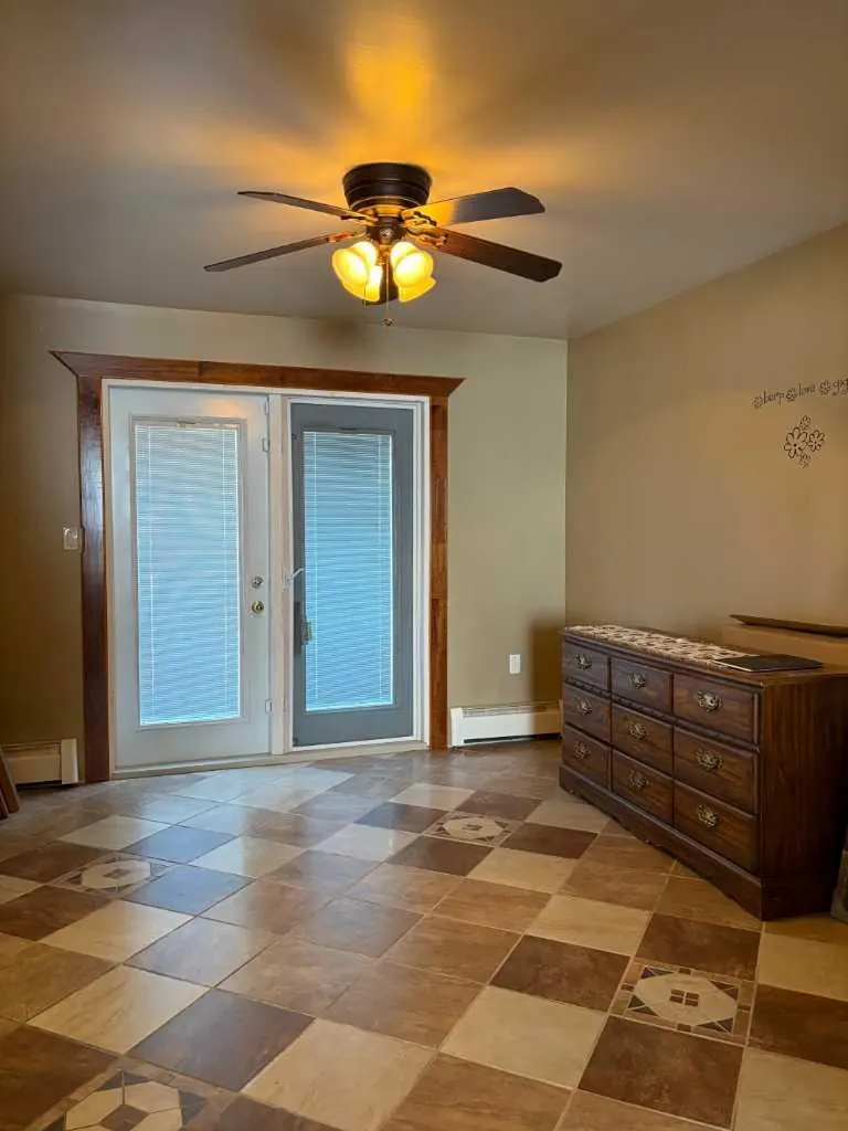 5216 47 Street Consort AB T0C 1B0