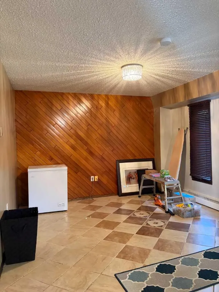 5216 47 Street Consort AB T0C 1B0