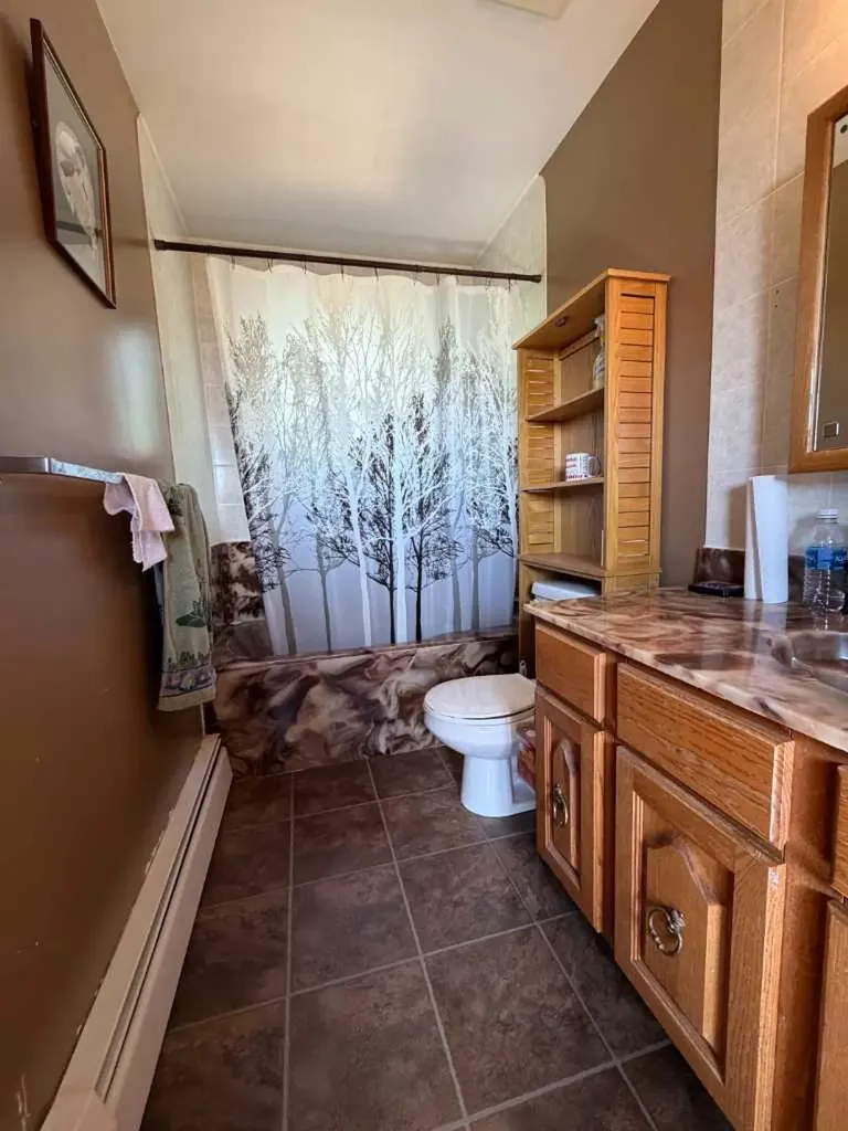 5216 47 Street Consort AB T0C 1B0