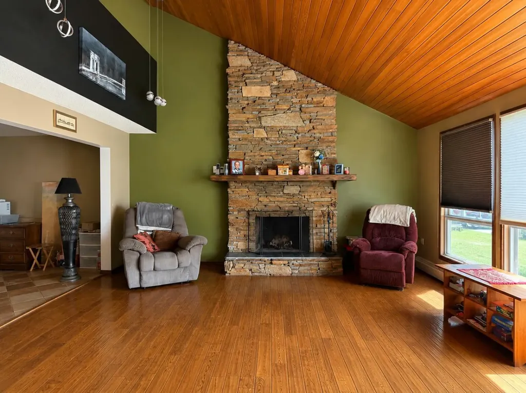 5216 47 Street Consort AB T0C 1B0