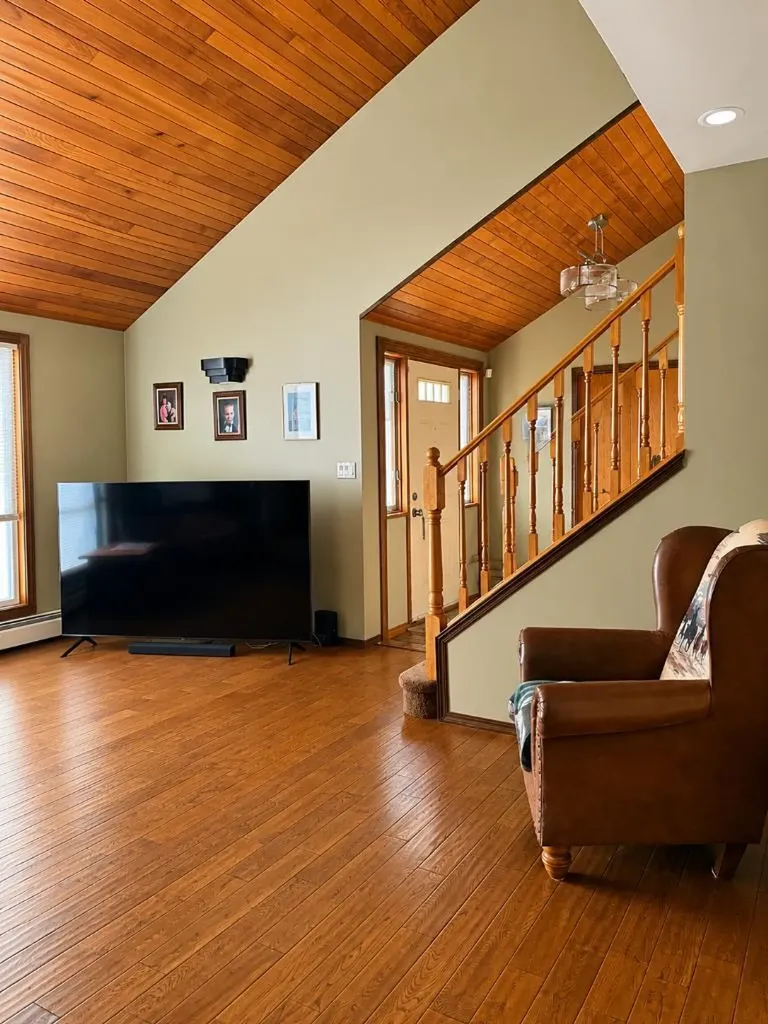 5216 47 Street Consort AB T0C 1B0