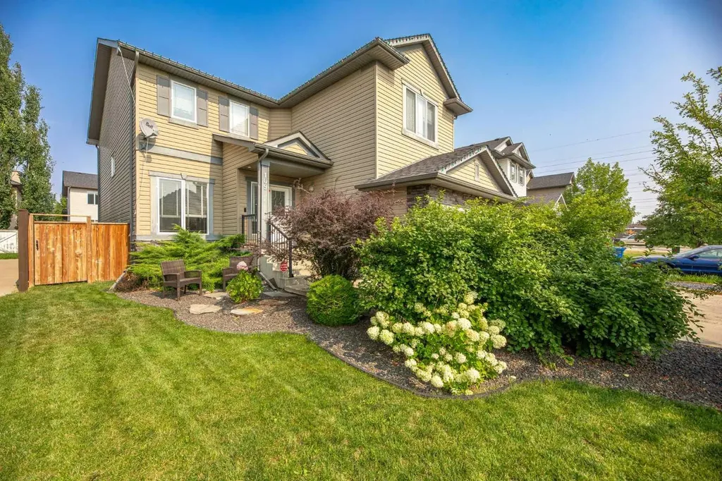 109 Seagreen Link Chestermere AB T1X 0E7