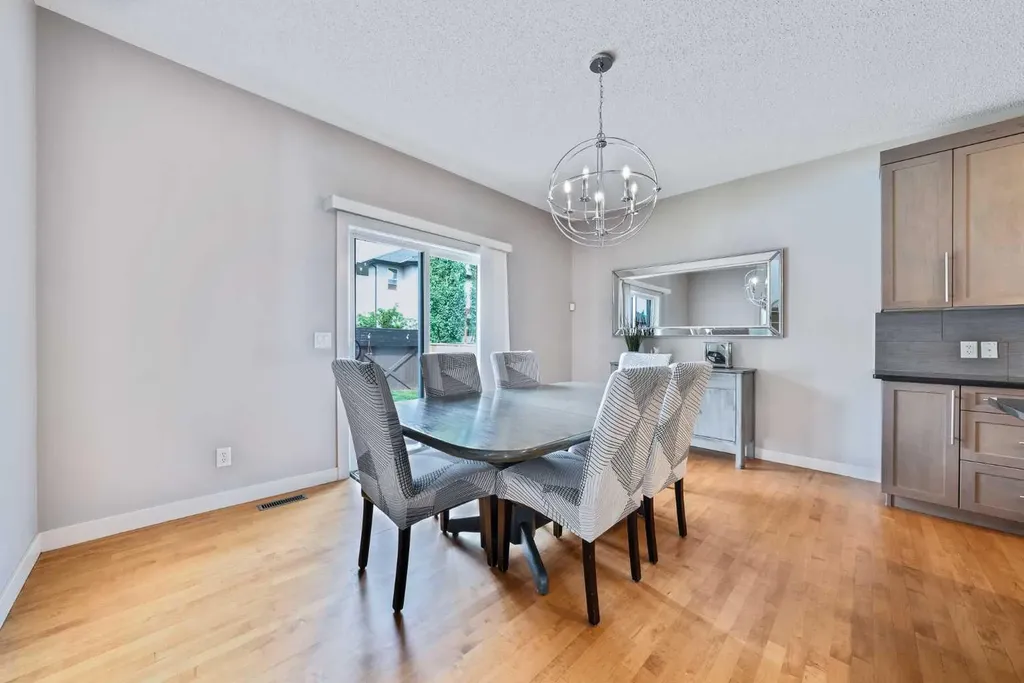 109 Seagreen Link Chestermere AB T1X 0E7