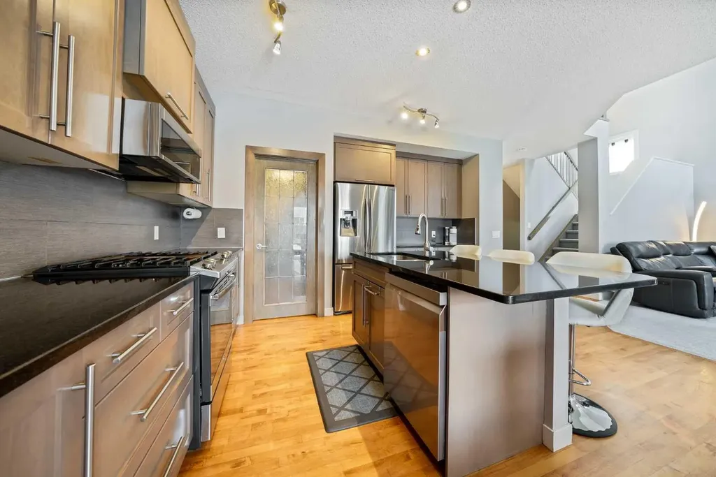 109 Seagreen Link Chestermere AB T1X 0E7