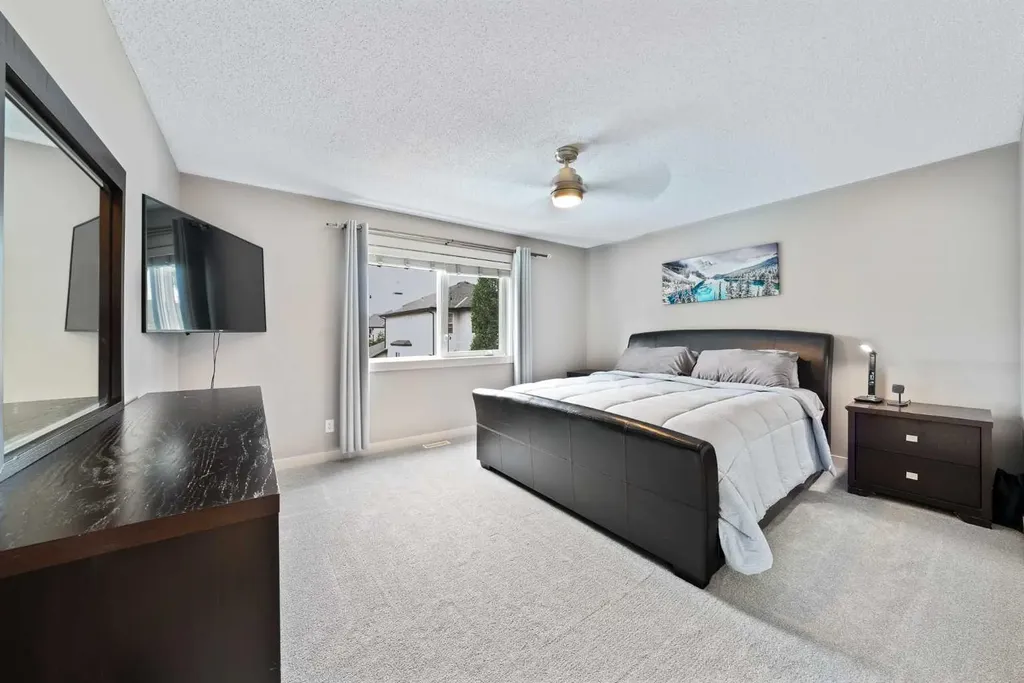 109 Seagreen Link Chestermere AB T1X 0E7