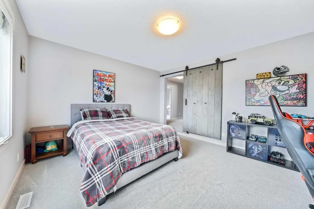 109 Seagreen Link Chestermere AB T1X 0E7