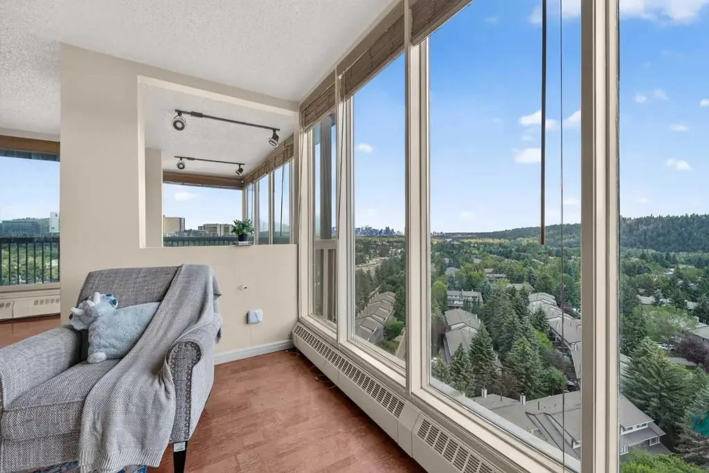 145 Point Drive NW Calgary AB T3B 4W1