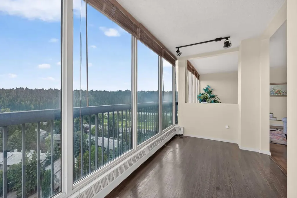 145 Point Drive NW Calgary AB T3B 4W1