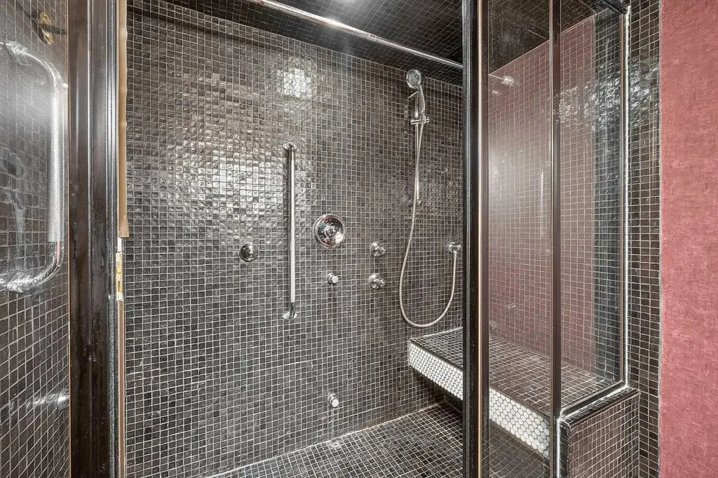 145 Point Drive NW Calgary AB T3B 4W1