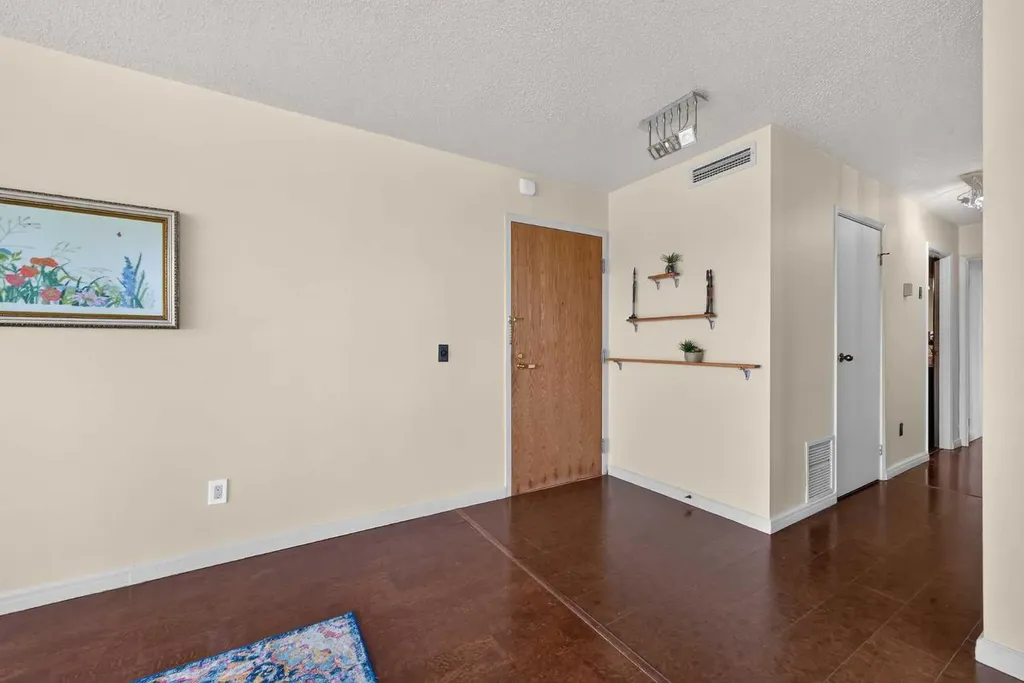 145 Point Drive NW Calgary AB T3B 4W1