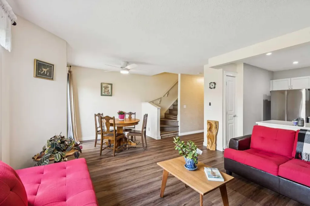 212 Bayside Point SW Airdrie AB T4B 2X6