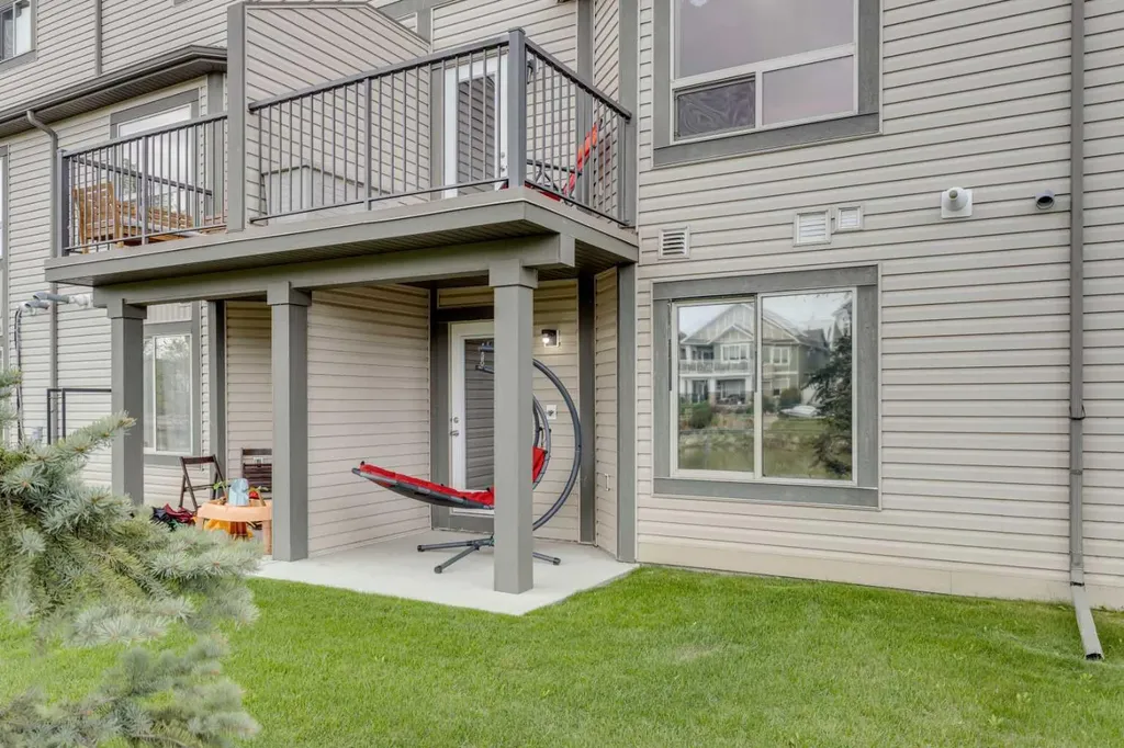 212 Bayside Point SW Airdrie AB T4B 2X6