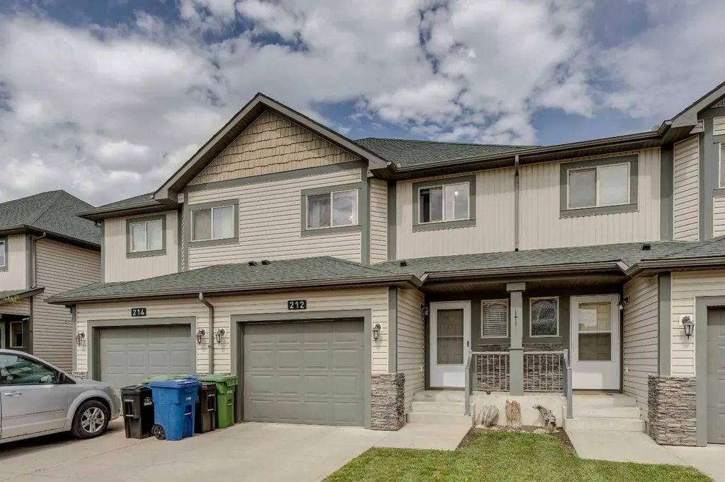 212 Bayside Point SW Airdrie AB T4B 2X6