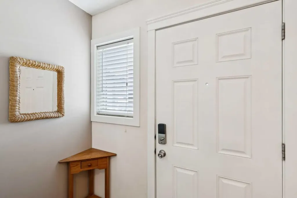 212 Bayside Point SW Airdrie AB T4B 2X6