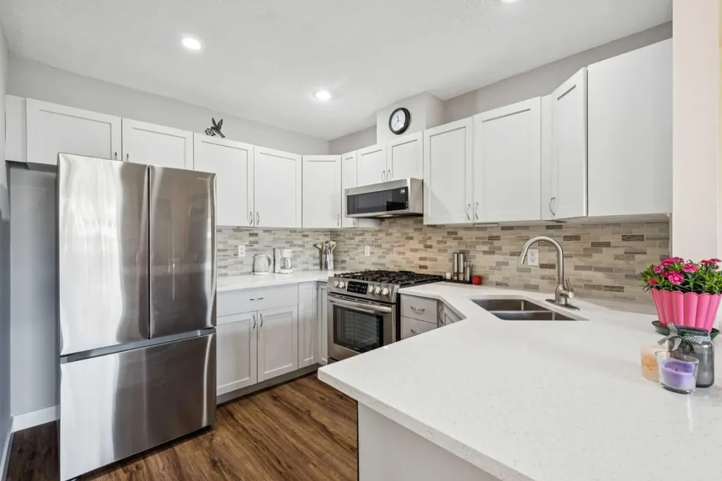 212 Bayside Point SW Airdrie AB T4B 2X6