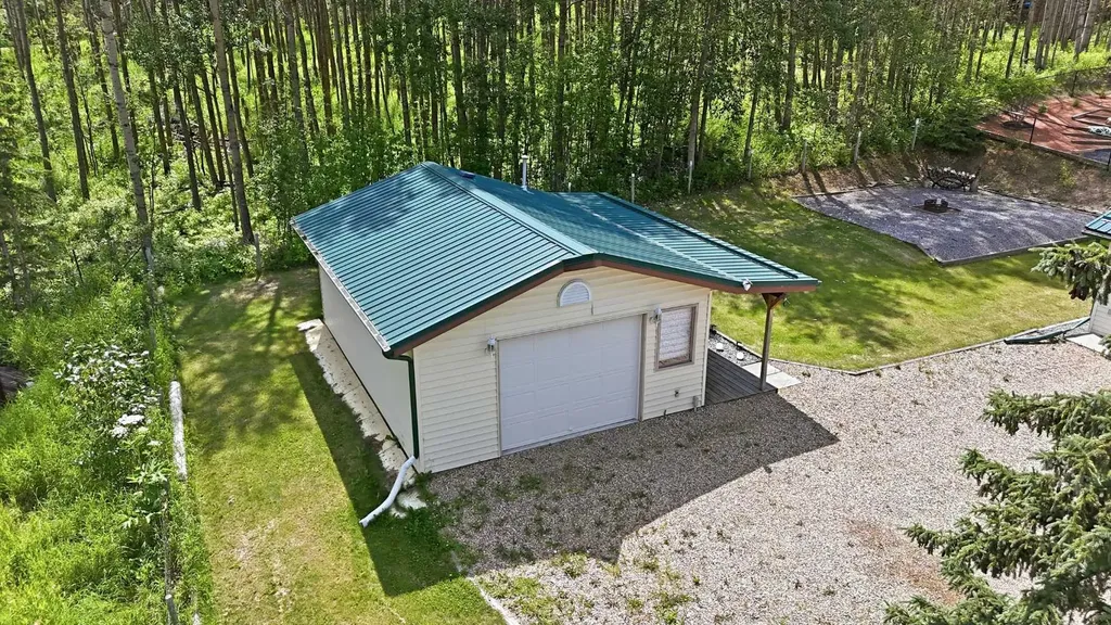 403 Sunnyside 400 Place Rural Ponoka County AB T0C 2J0