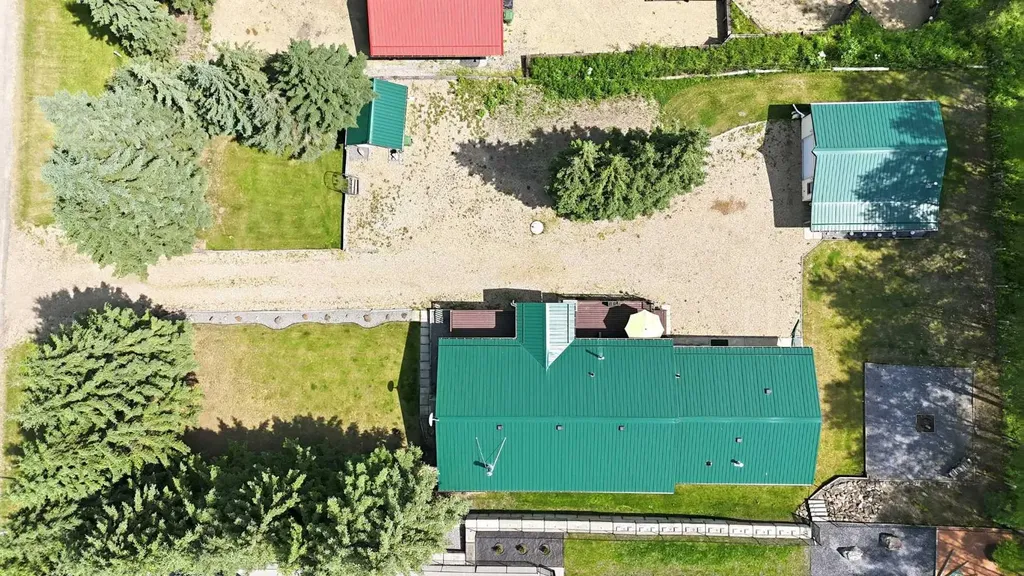 403 Sunnyside 400 Place Rural Ponoka County AB T0C 2J0